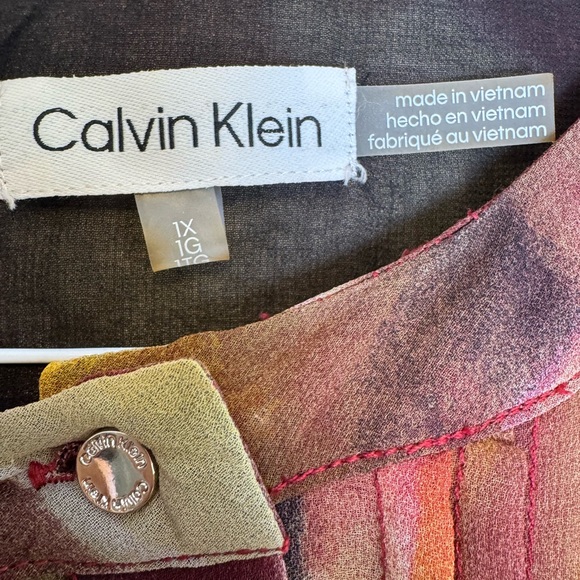 Calvin Klein Red and Gold Graphic Blouse Plus Size Women's 1X - Picture 9 of 10